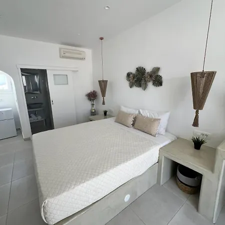 Vinas Place City Center Fira  Exterior photo