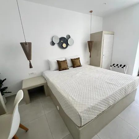 Vinas Place City Center Fira  Exterior photo