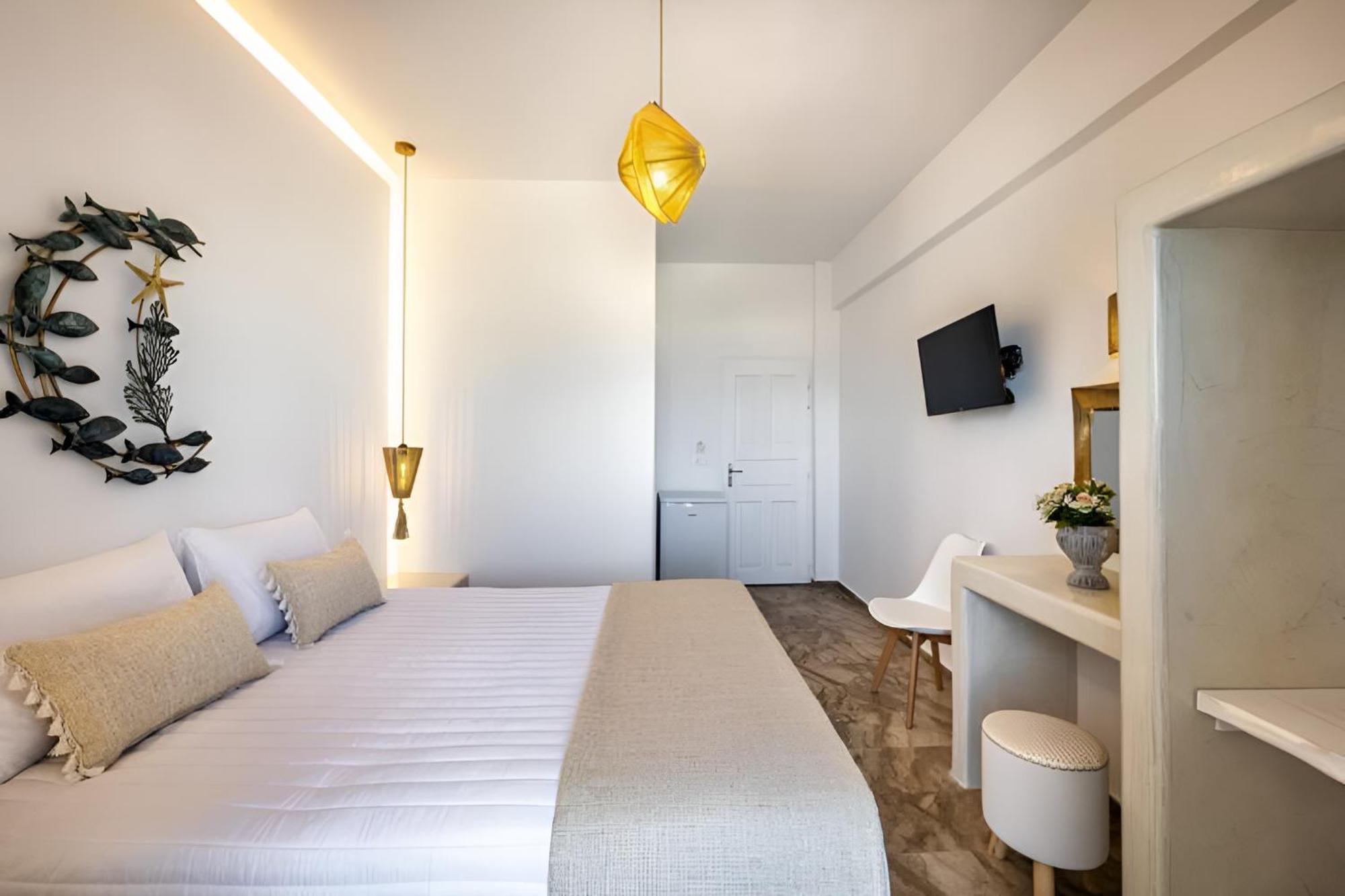 Vinas Place Center Hotel