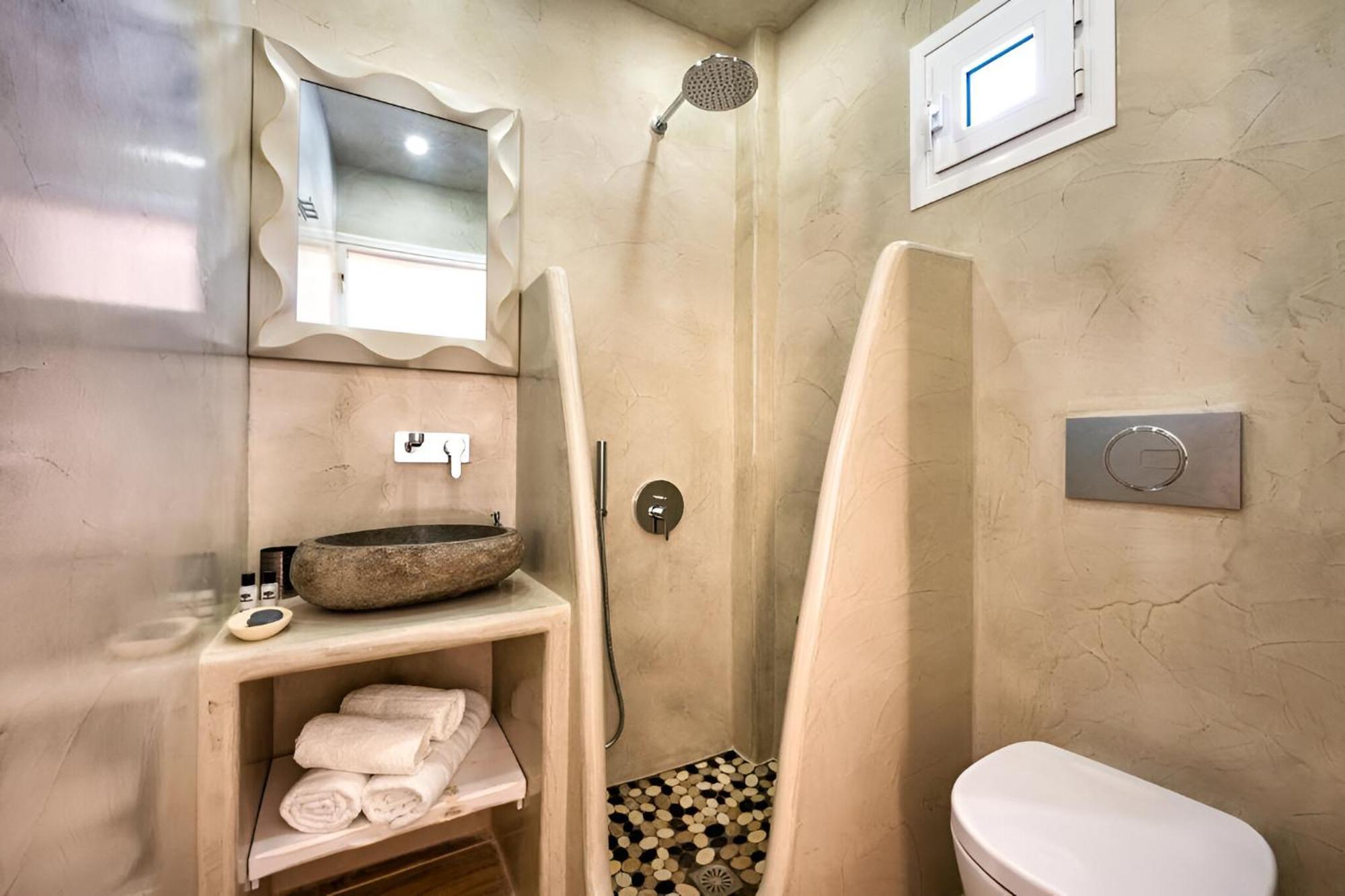 Vinas Place Center 2* Φηρά