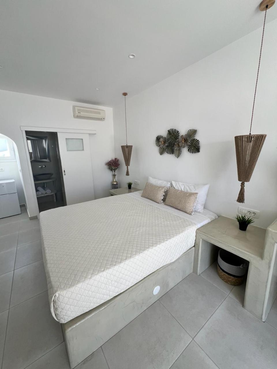 Vinas Place Center 2* Φηρά